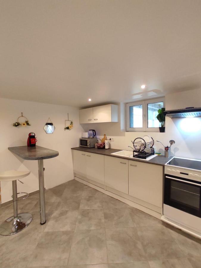Appartement 100m2, indépendant dans notre maison avec petit déjeuner Garennes-sur-Eure Exterior foto
